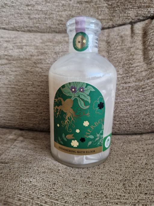 Buy & Sell Kent Thanet - Photos for bn Harry Potter bath decanter