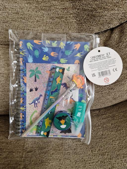 Buy & Sell Kent Thanet - Photos for bn dinosaur stationary set