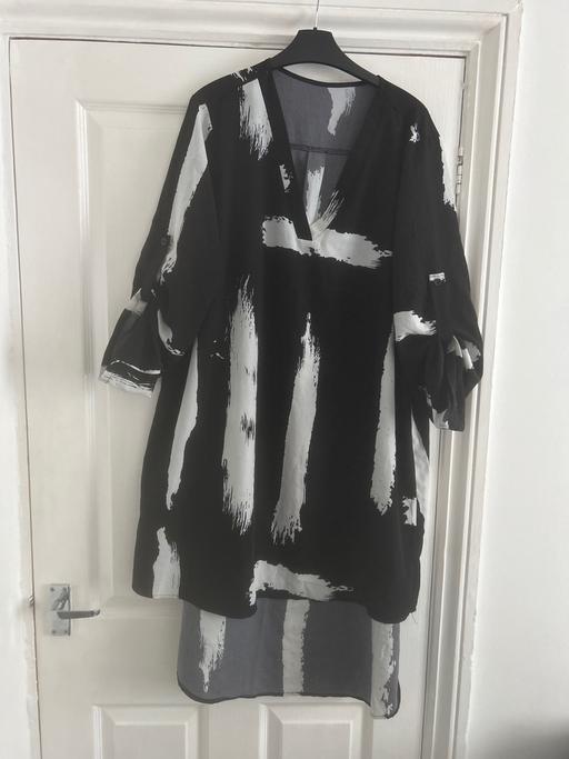 Buy & Sell South Yorkshire Barnsley - Photos for XXL long top ex condition