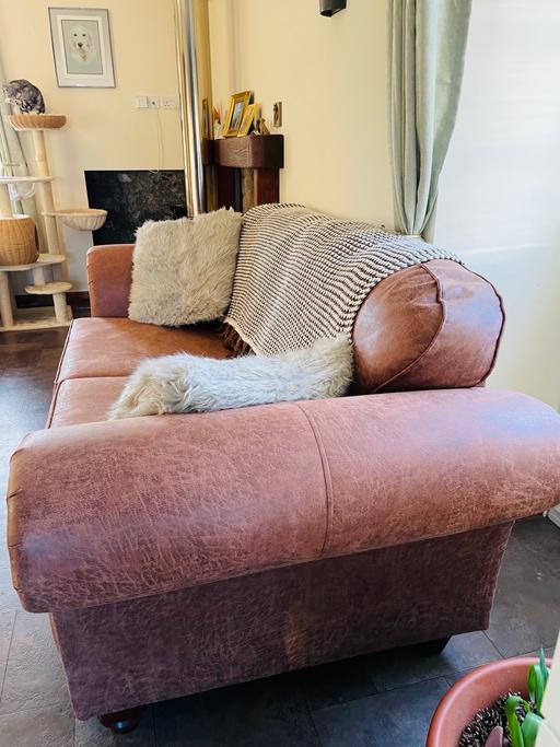 Buy & Sell South Lanarkshire Dolphinton - South Lanarkshire - Photos for Country Style Sofa