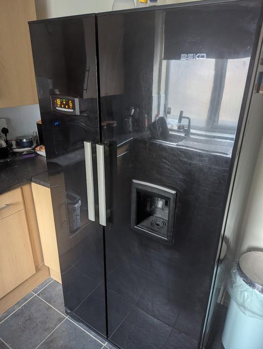 Buy & Sell Shropshire Telford and Wrekin - Photos for Beko American style fridge freezer in black