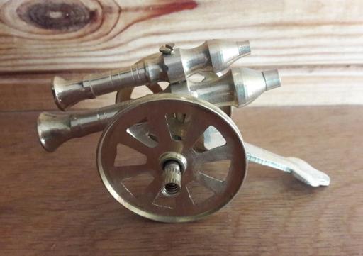 Buy & Sell West Midlands Sandwell - Photos for Vintage inspired cannon desk wind