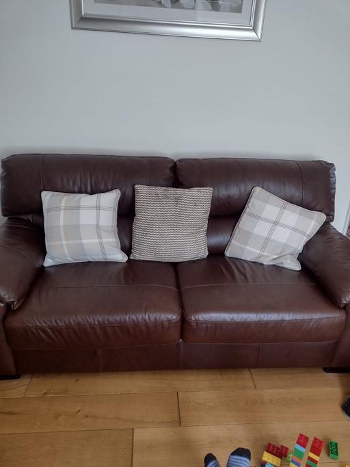 Buy & Sell North West London Brent Cross - NW4 - Photos for Brown Leather 3 seater sofa