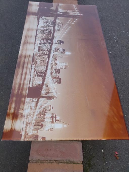 Buy & Sell West Midlands Dudley - Photos for Lovely, Piece Of Glass , 41 x 22 inches, City