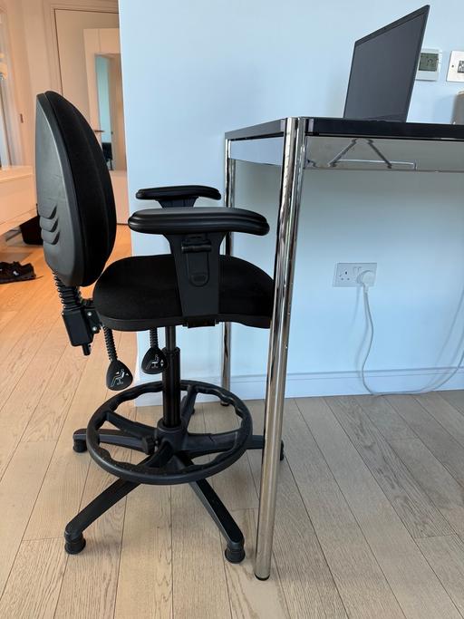 Buy & Sell East London Hackney Central - East London - Photos for High counter work chair