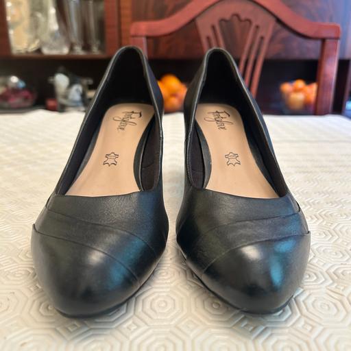 Buy & Sell Bristol Stapleton - Bristol - Photos for M&S Black Court Shoes Size 6
