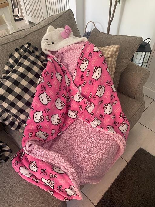 Buy & Sell West Yorkshire Wakefield - Photos for Hello kitty Sanrio Primark hooded throw