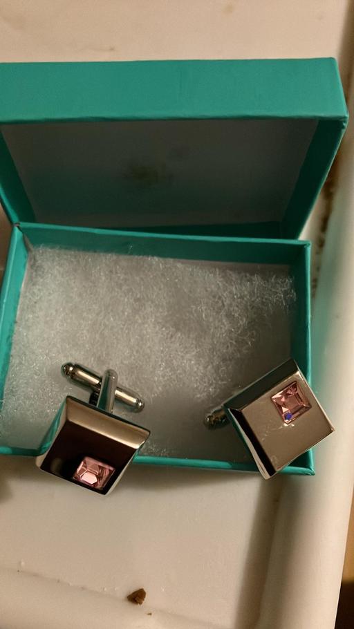 Buy & Sell East London South Hackney - East London - Photos for Cufflinks, pink stone