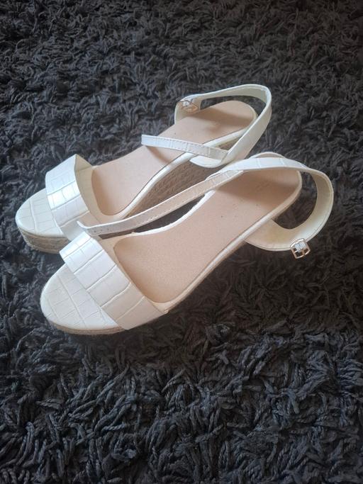 Buy & Sell South Yorkshire Barnsley - Photos for ladies select wedges sandals size 7