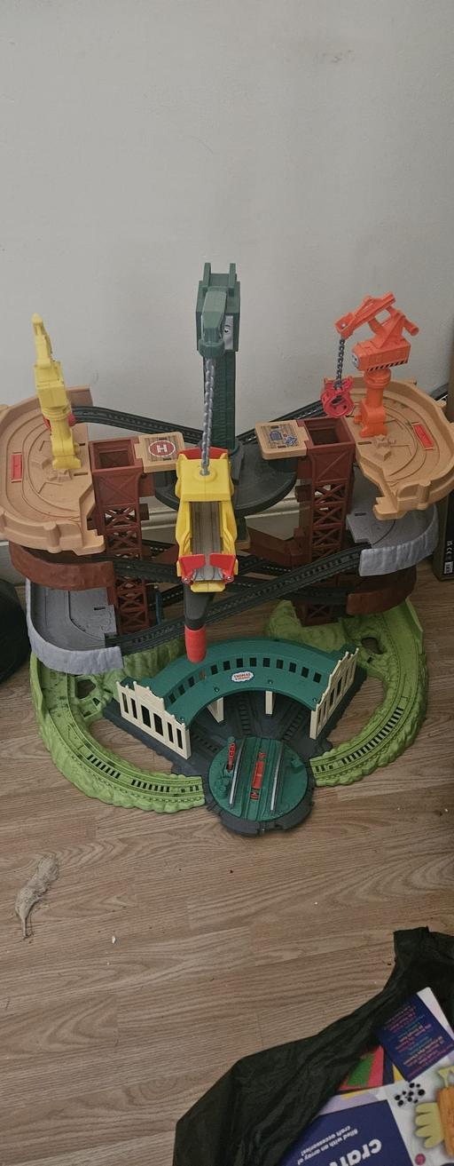 Buy & Sell Tyldesley Wigan - Photos for Thomas and frieneds super track tower