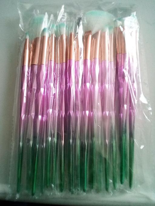 Buy & Sell Lincolnshire East Lindsey - Photos for new pack of 20 make up brushes