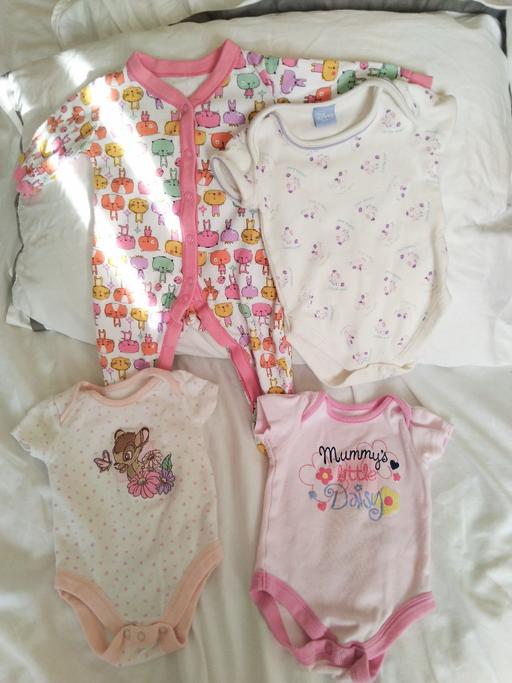 Buy & Sell Worcestershire Bromsgrove - Photos for 0-3 Months Baby Bundle