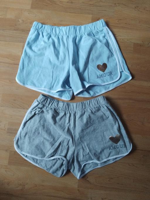 Buy & Sell Stow Heath Wolverhampton - Photos for 2 Shorts S.