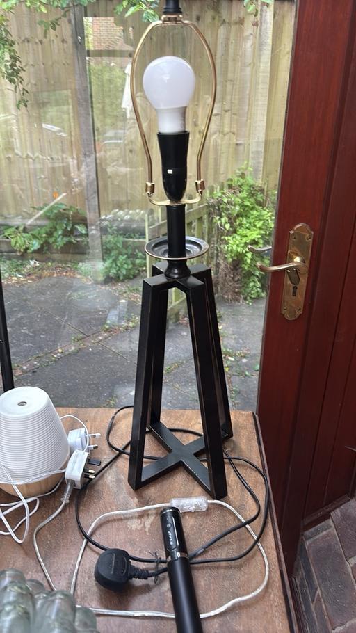 Buy & Sell Hampshire Winchester - Photos for Lamps