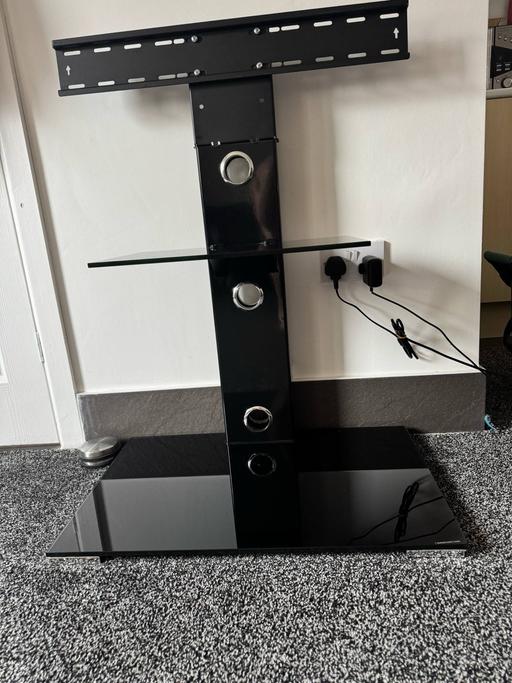 Buy & Sell West London Hounslow - Photos for Glass TV Stand