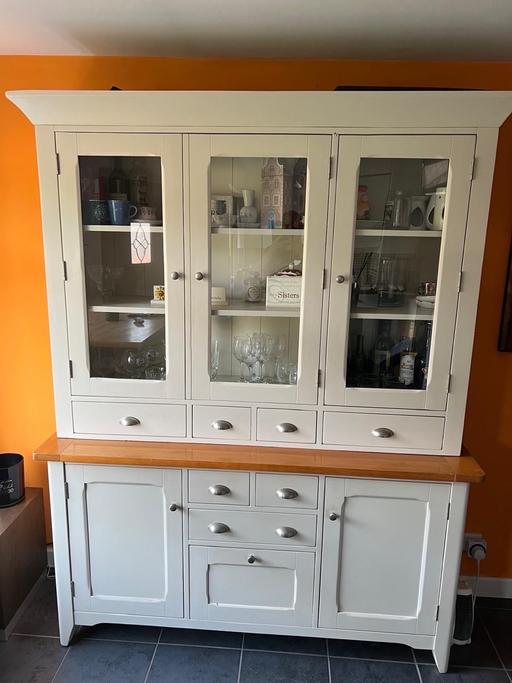 Buy & Sell Buckinghamshire Milton Keynes - Photos for Oak and soft white painted large dresser