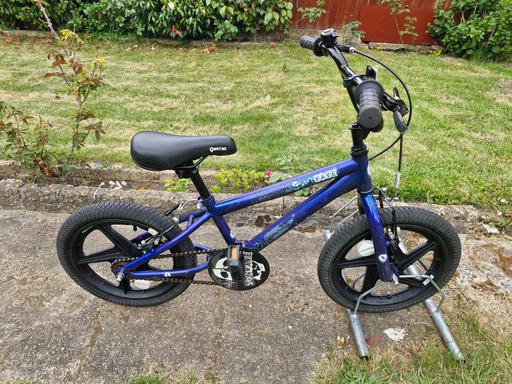 Buy & Sell West London Hillingdon - Photos for KIDS SHOCK WAVE BIKE BICYCLE