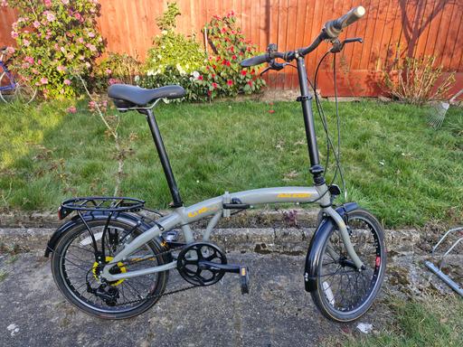 Buy & Sell West London Hillingdon - Photos for RALEIGH FOLDING BIKE BICYCLE