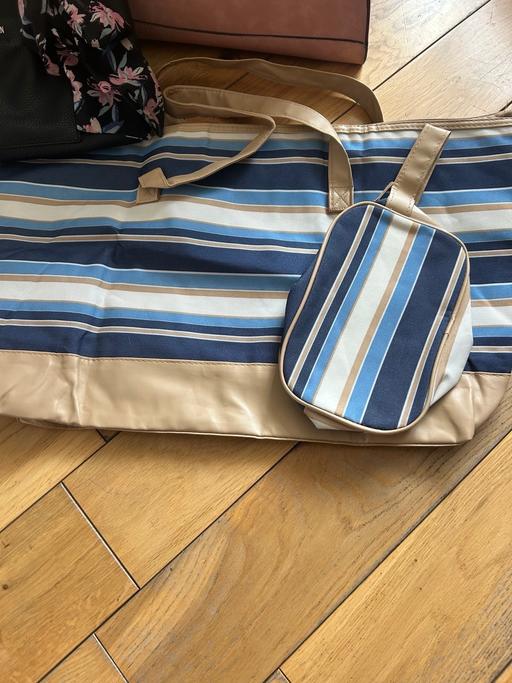 Buy & Sell Castle Vale Birmingham - Photos for Job lot of bags