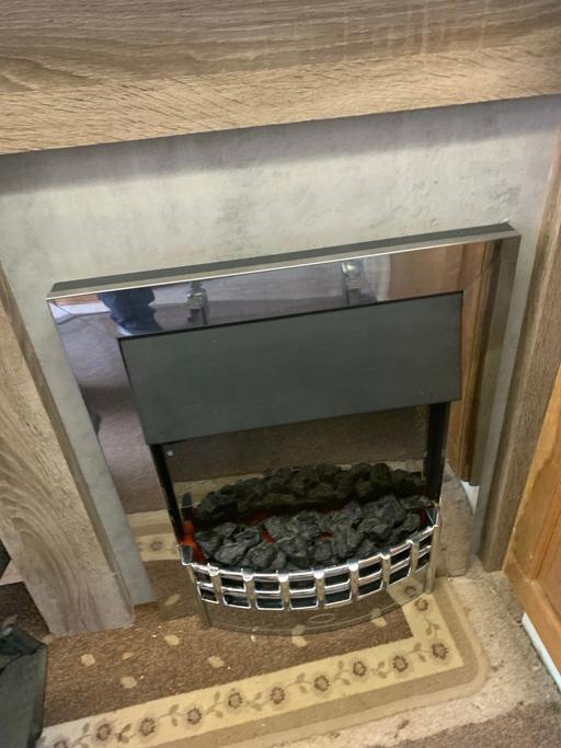 Buy & Sell Leicestershire Oadby and Wigston - Photos for Electric fire and surround