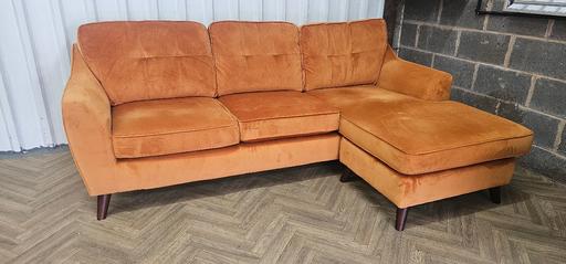 Buy & Sell Staffordshire South Staffordshire - Photos for DFS Orange Velvet Four Seater Lounger