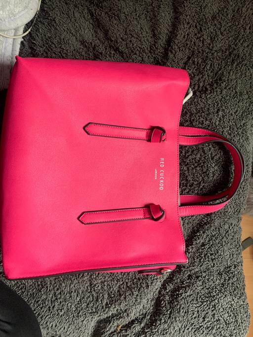 Buy & Sell East London Seven Kings - East London - Photos for Red cuckoo London handbag