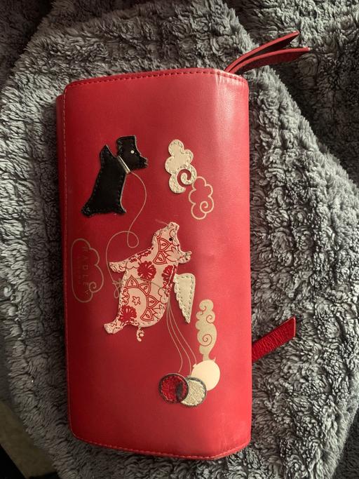 Buy & Sell East London Seven Kings - East London - Photos for Radley London