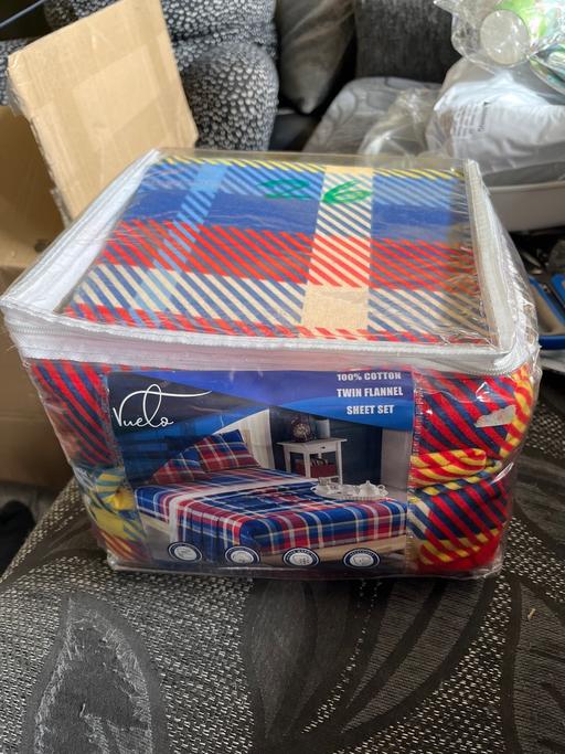 Buy & Sell West Midlands Birmingham - Photos for New Twin (Single) Flannel Sheet Set