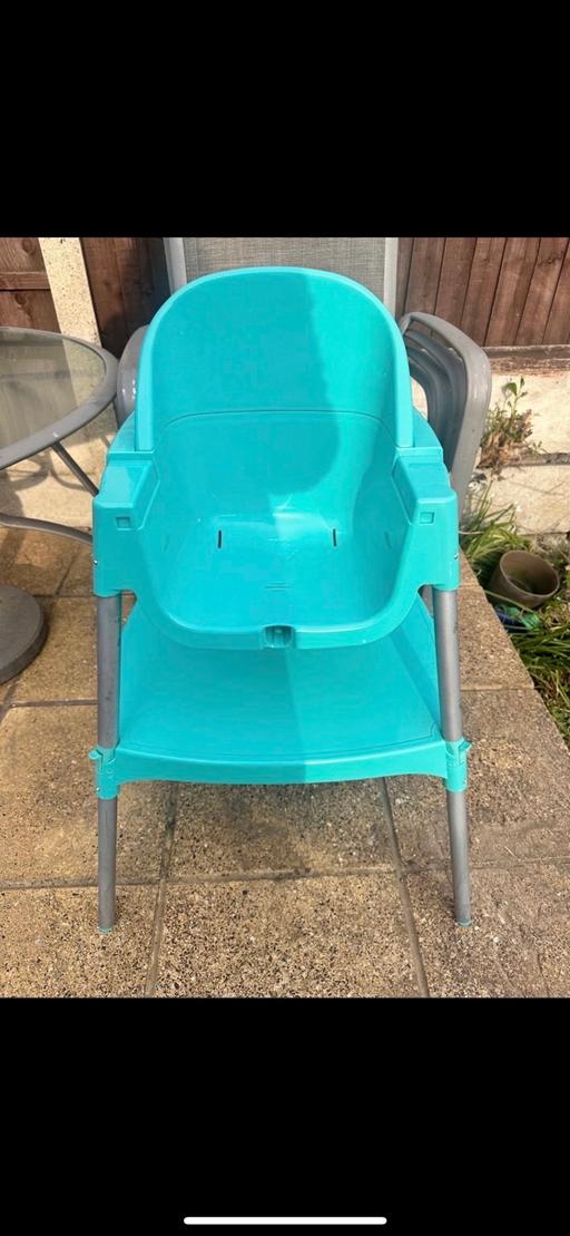 Buy & Sell East London Newbury Park - East London - Photos for Stackable table and chair