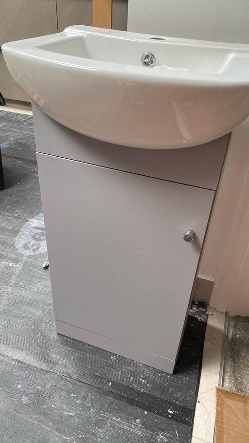 Buy & Sell East London Forest Gate - East London - Photos for NEW bathroom vanity storage and basin