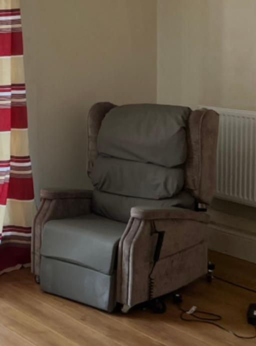 Buy & Sell South East London Surrey Quays - South East London - Photos for Electric recliner chair