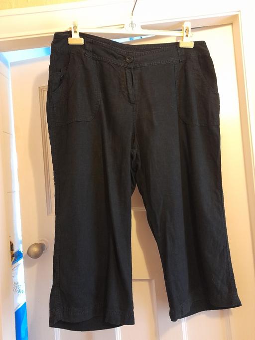 Buy & Sell Lancashire Blackpool - Photos for M&S 3/4 length shorts.