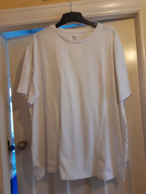 Buy & Sell Lancashire Blackpool - Photos for Men's t.shirt XXL