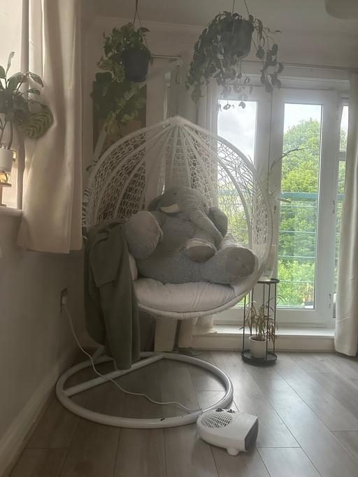 Buy & Sell Barking and Dagenham Dagenham - Barking and Dagenham - Photos for Swinging chair