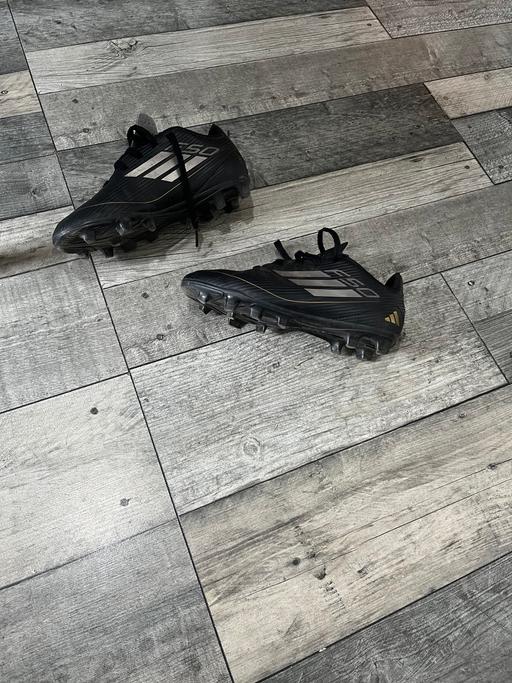 Buy & Sell South East London Grove Park - South East London - Photos for F50 Adidas black size 1 football boot