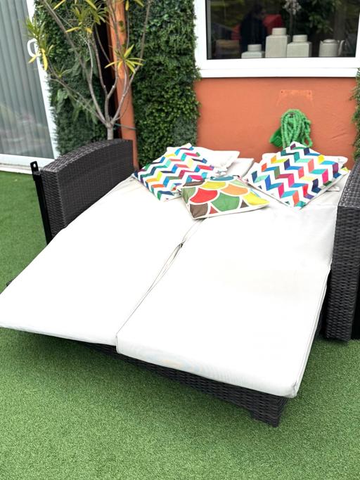 Buy & Sell West London Hillingdon - Photos for Rattan Reclining Sofa Bed