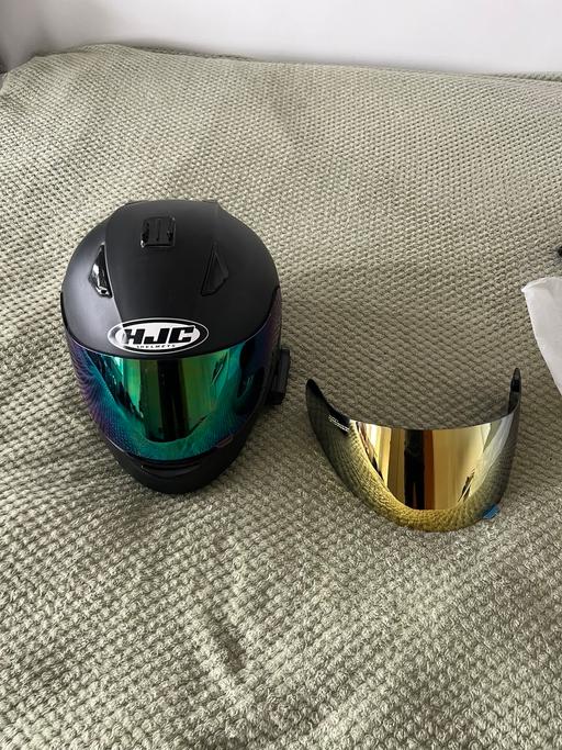 Vehicles East London Redbridge - Photos for HJC Motorcycle Helmet Visor