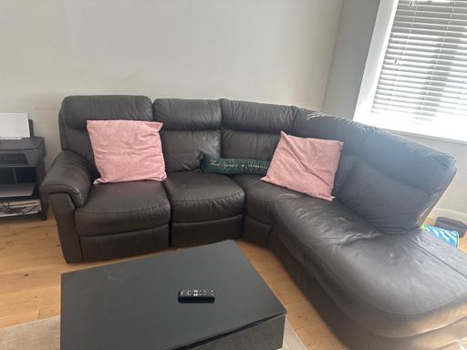 Buy & Sell North West London Dollis Hill - North West London - Photos for Recliner corner sofa