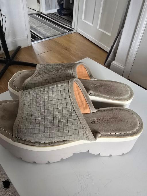 Buy & Sell West Northamptonshire Dallington - West Northamptonshire - Photos for ladies Lightweight Shoes