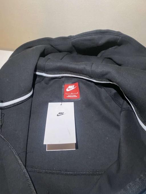 Buy & Sell South East London Rotherhithe - South East London - Photos for Nike tech fleece tracksuit