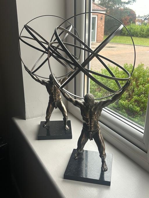 Buy & Sell Kent Maidstone - Photos for Libra bronze atlas man