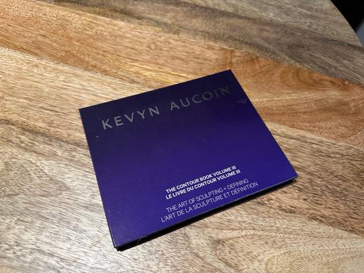Buy & Sell South East London Kennington - South East London - Photos for Kevyn Aucoin The Contour Book