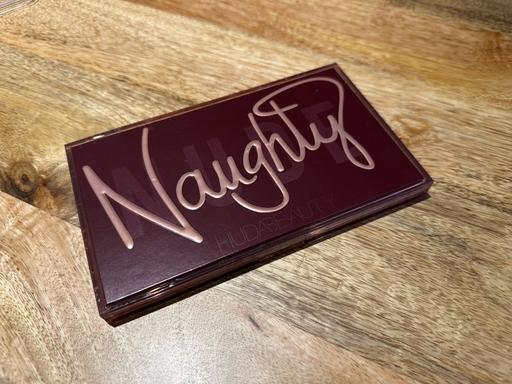 Buy & Sell South East London Kennington - South East London - Photos for Huda Beauty Naughty eyeshadows