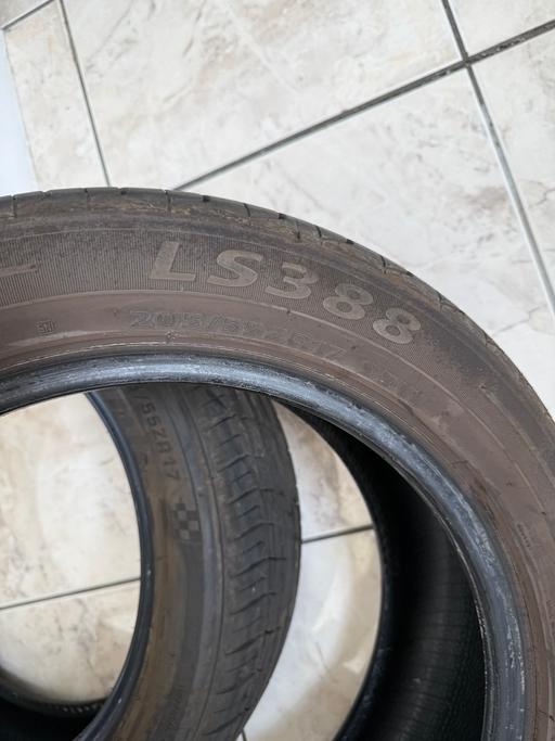 Vehicles Greater Manchester Salford - Photos for 205/55 R17