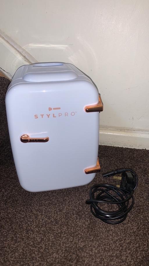 Buy & Sell West Yorkshire Calderdale - Photos for Stylpro Mini Fridge