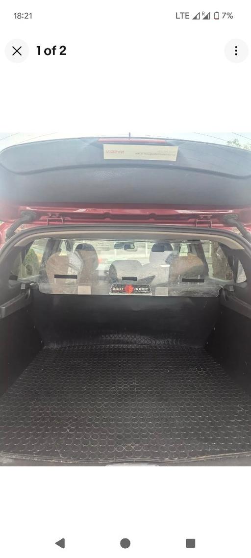Vehicles Warrington Grappenhall - Warrington - Photos for Nissan Qashqai dog guard & boot liner