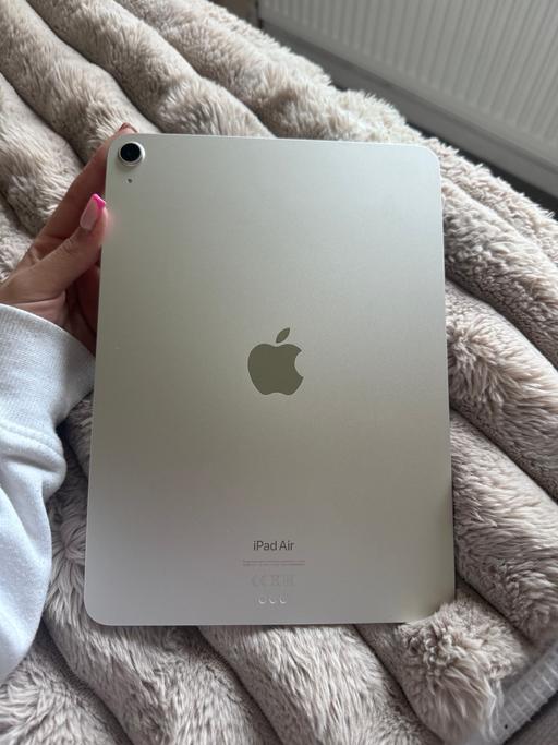Buy & Sell West Midlands Dudley - Photos for apple 10.9 air 6 ipad