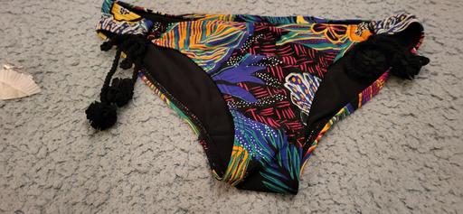 Buy & Sell Radcliffe Bury - Photos for bikini bottoms size 12
