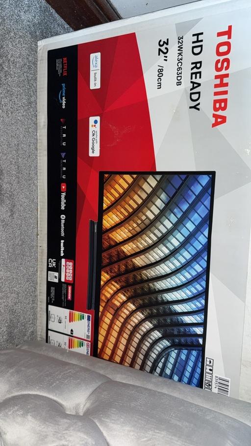 Buy & Sell West Midlands Birmingham - Photos for *BROKEN SCREEN* Toshiba 32” Smart TV