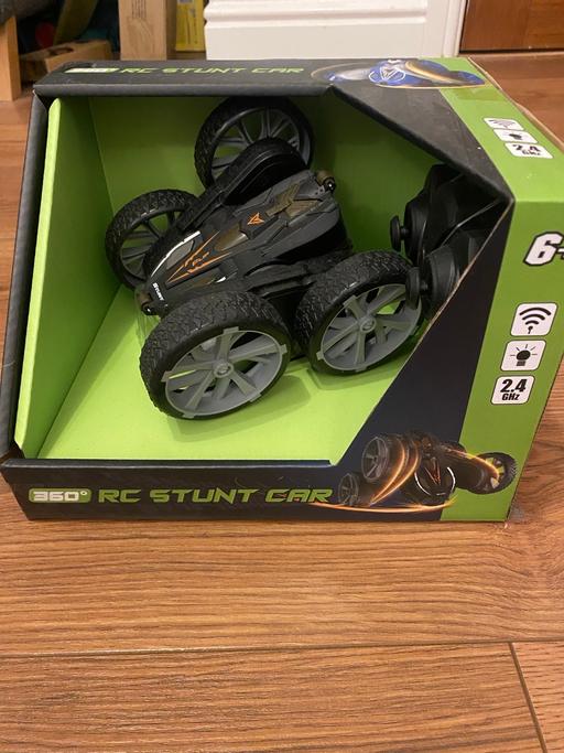 Buy & Sell West Midlands Dudley - Photos for BNIB Remote control stunt car
